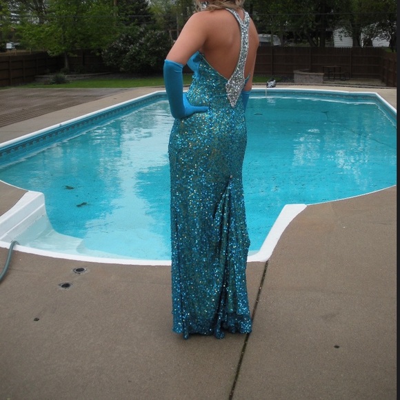 Turquoise sequin prom mermaid dress - Picture 4 of 4
